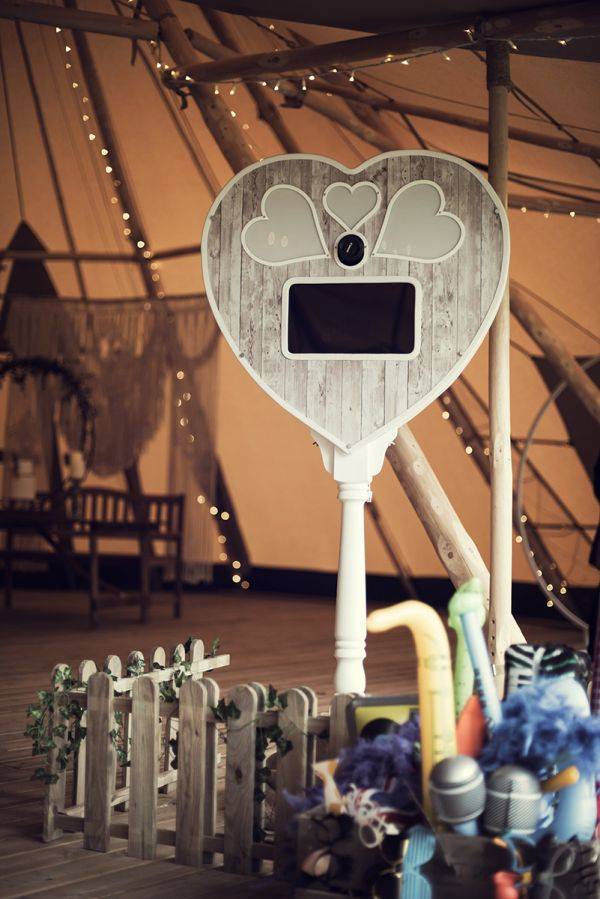 Click to enlarge image photobooth-co-09.jpg Click to enlarge image photobooth-co-09.jpg