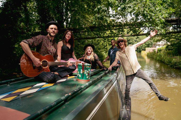 Click to enlarge image swing-beats-02.jpg Click to enlarge image swing-beats-02.jpg