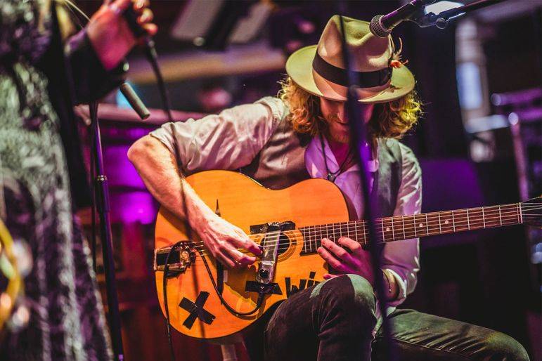 Click to enlarge image swing-beats-08.jpg Click to enlarge image swing-beats-08.jpg