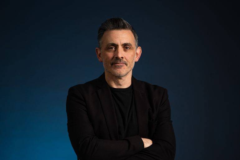 Click to enlarge image maestro-01.jpg Click to enlarge image maestro-01.jpg