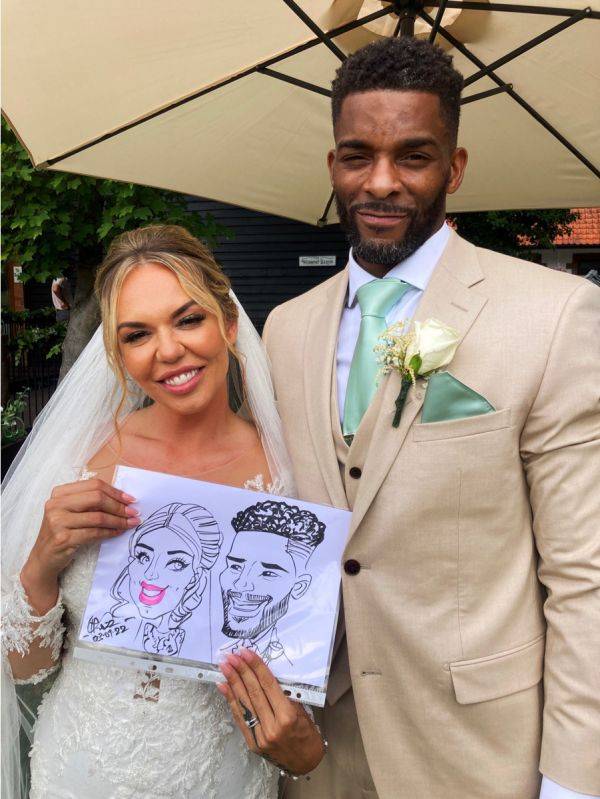 Click to enlarge image draw-my-best-side-06.jpg Click to enlarge image draw-my-best-side-06.jpg