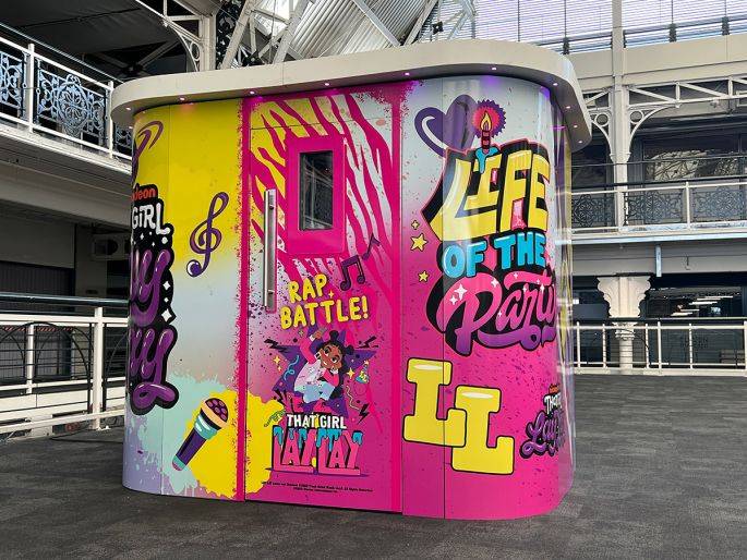 Click to enlarge image pop-up-karaoke-08.jpg Click to enlarge image pop-up-karaoke-08.jpg