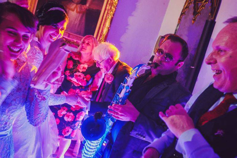 Click to enlarge image jason-sax-04.jpg Click to enlarge image jason-sax-04.jpg