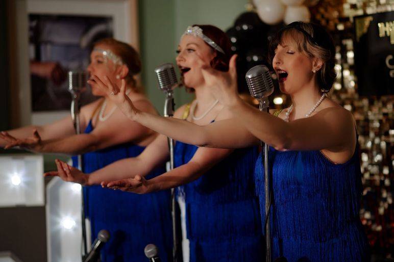 Click to enlarge image a-little-bit-gatsby-07.jpg Click to enlarge image a-little-bit-gatsby-07.jpg