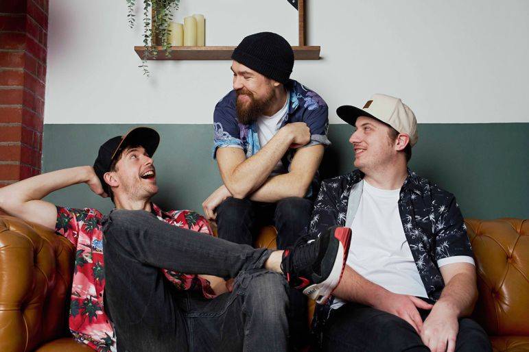 Click to enlarge image hawaiian-air-05.jpg