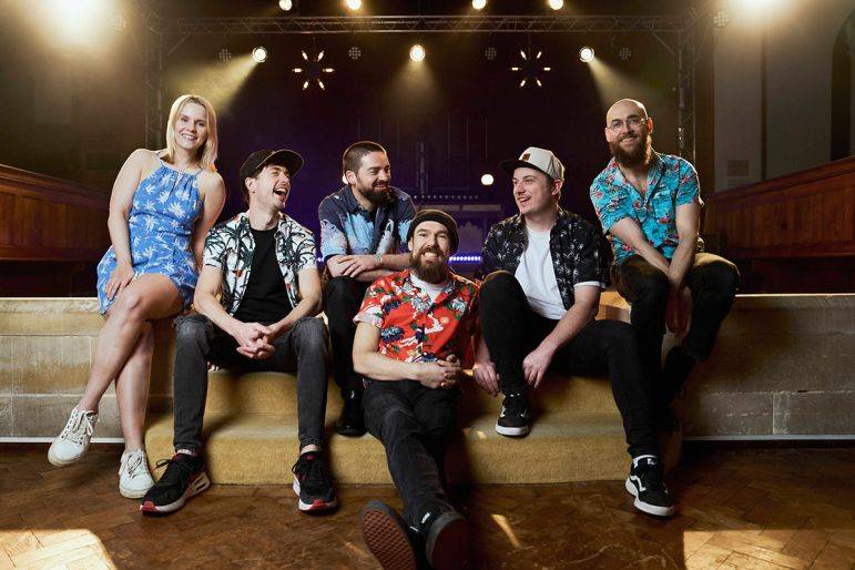 Click to enlarge image hawaiian-air-07.jpg