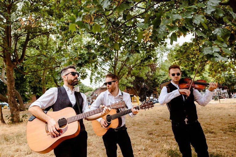 Click to enlarge image all-strung-out-07.jpg