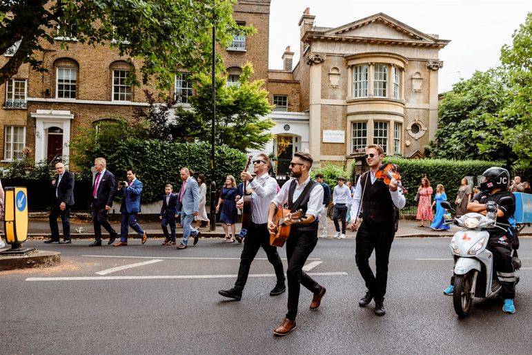 Click to enlarge image all-strung-out-12.jpg