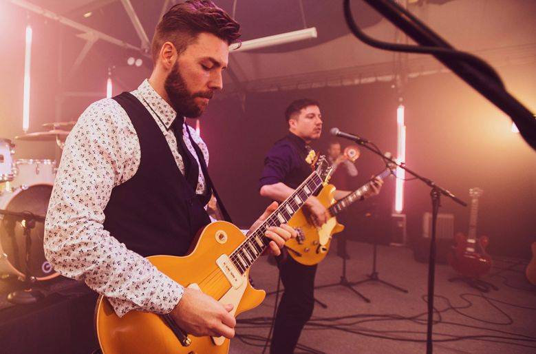 Click to enlarge image volts-8.jpg