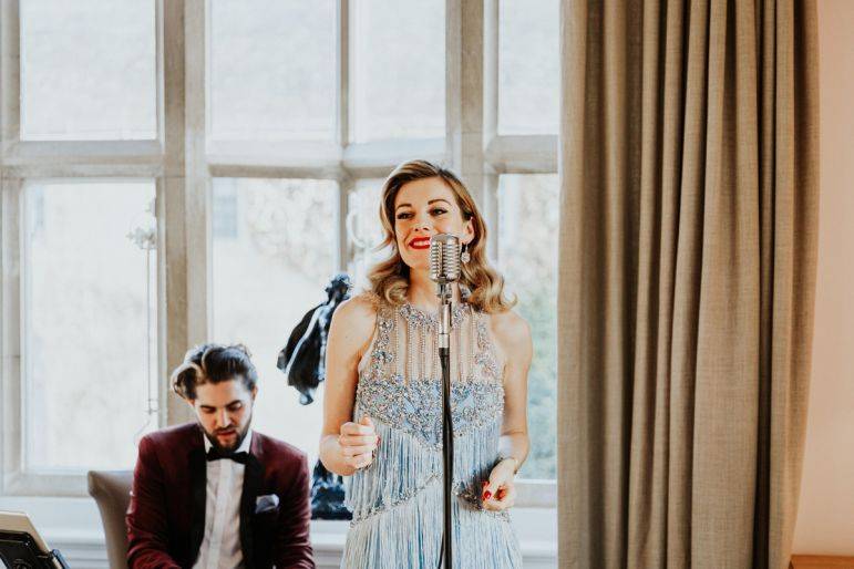 Click to enlarge image chic-jazz-03.jpg