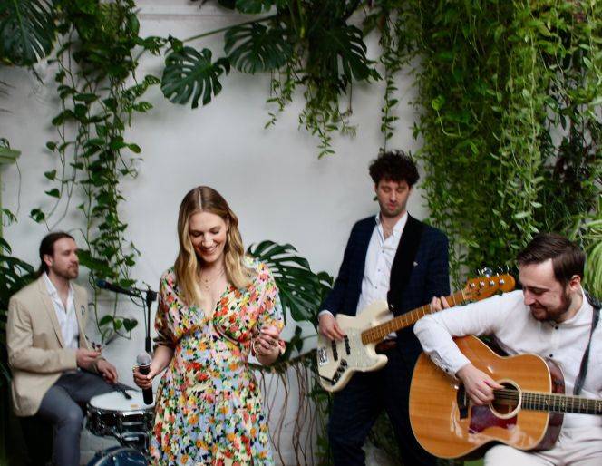 Click to enlarge image reverie-04.jpg