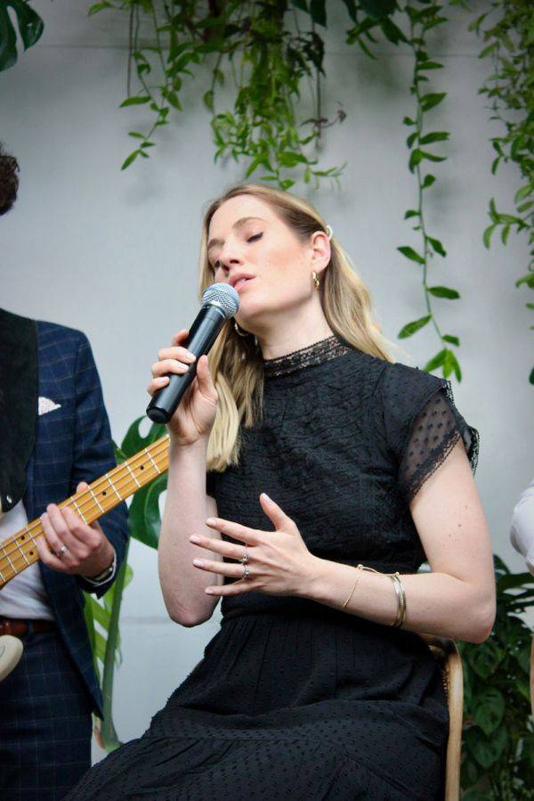 Click to enlarge image reverie-07.jpg