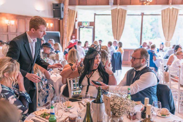 Click to enlarge image close-up-magic-02.jpg