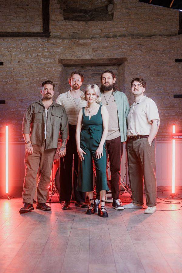 Click to enlarge image feel-good-co-03.jpg