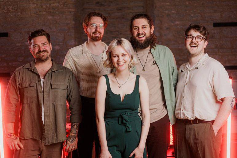 Click to enlarge image feel-good-co-04.jpg