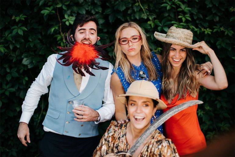 Click to enlarge image gatsby-booths-07.jpg