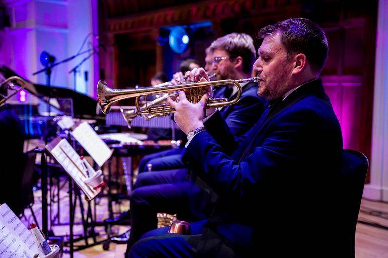 Click to enlarge image total-orchestra-04.jpg