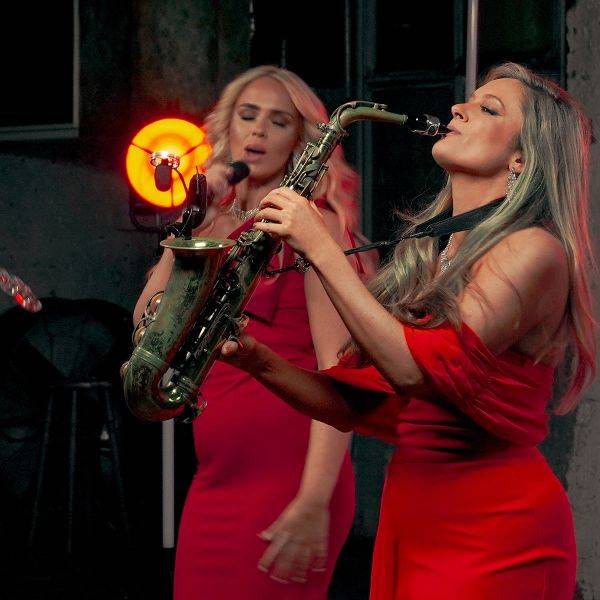 Click to enlarge image hyperflora-03.jpg