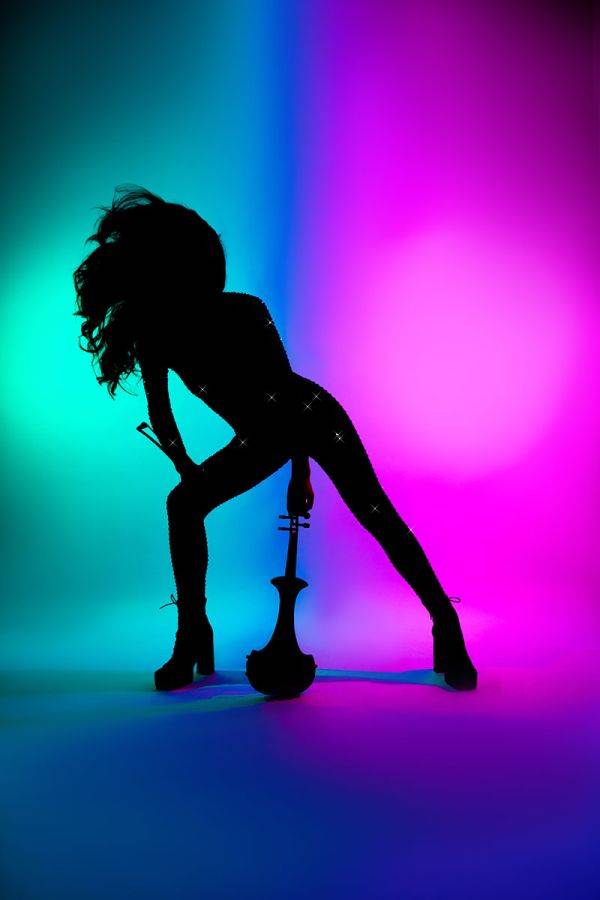 Click to enlarge image scarlet-11.jpg