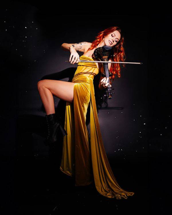 Click to enlarge image scarlet-14.jpg