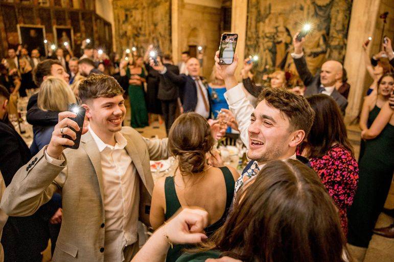 Click to enlarge image waiters-undercover-20.jpg