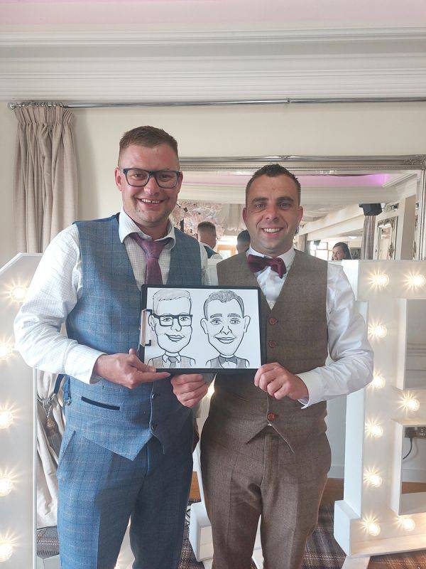 Click to enlarge image drawing-a-crowd-04.jpg