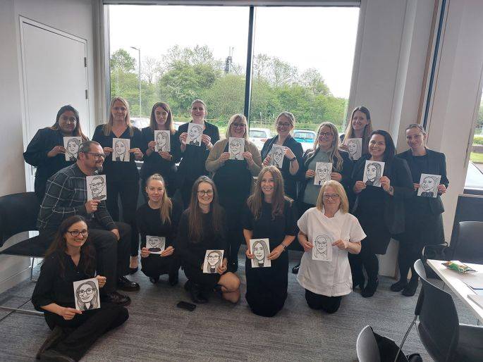 Click to enlarge image drawing-a-crowd-05.jpg